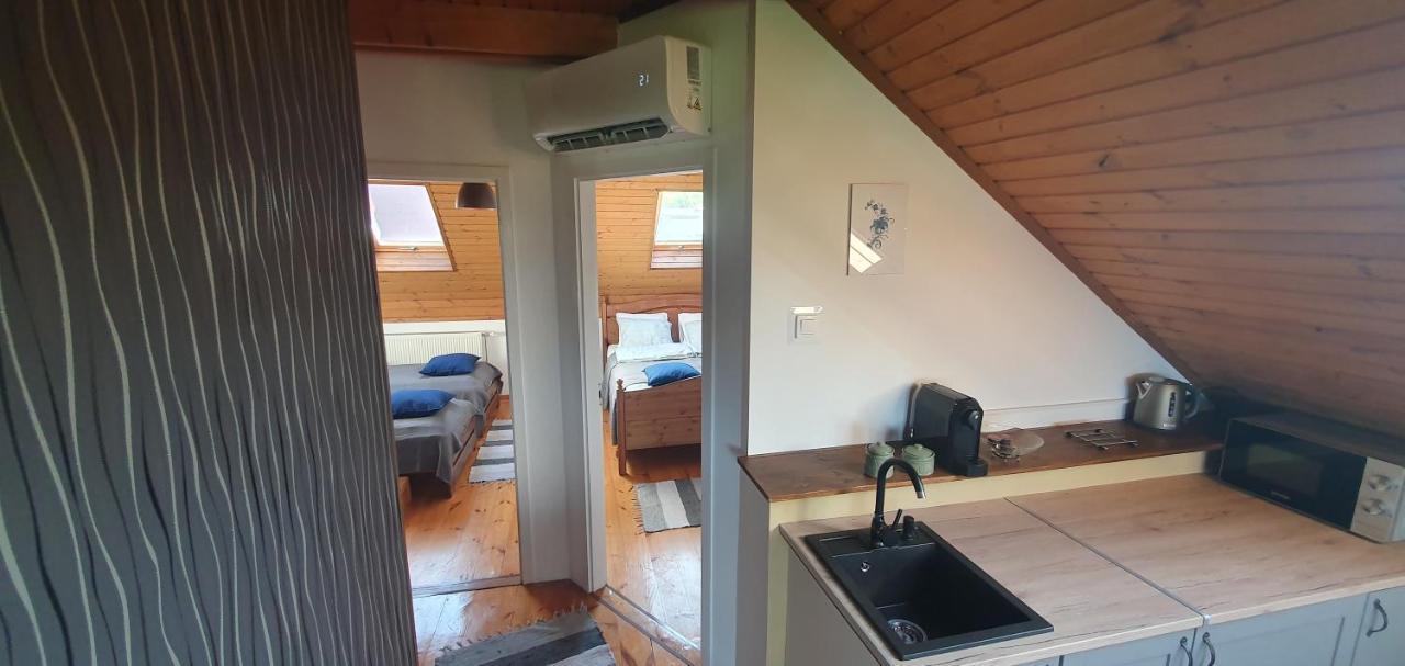 Buborek Apartman - Etyek Buitenkant foto